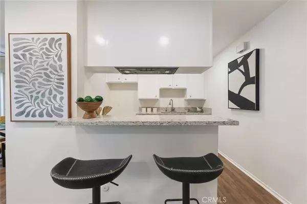 1634 Iowa ST #B, Costa Mesa, CA 92626