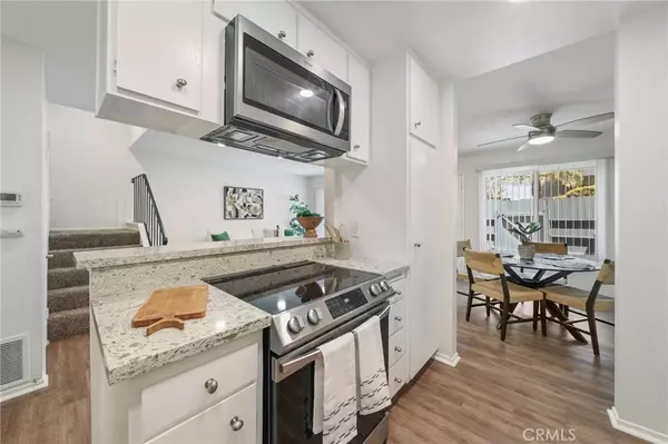 1634 Iowa ST #B, Costa Mesa, CA 92626