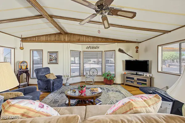 519 S 83RD Way, Mesa, AZ 85208
