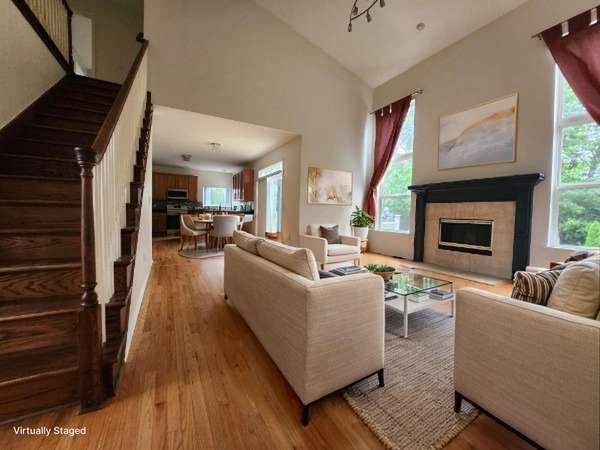 1146 Gentry Dr, South Lyon, MI 48178-8718