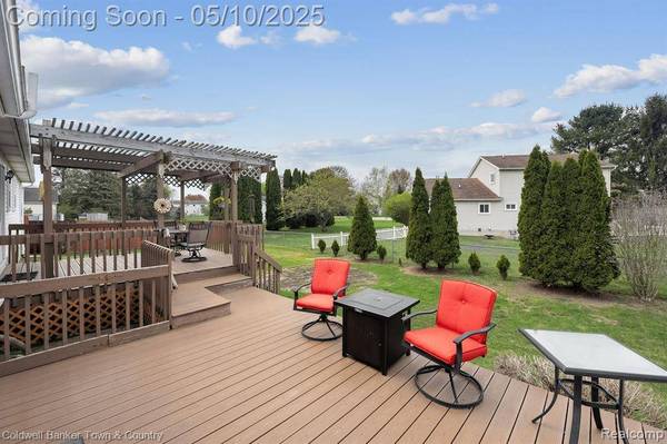 9361 SUMMERLAND Drive, Northfield Twp, MI 48189