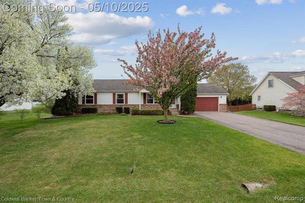 9361 SUMMERLAND Drive, Northfield Twp, MI 48189