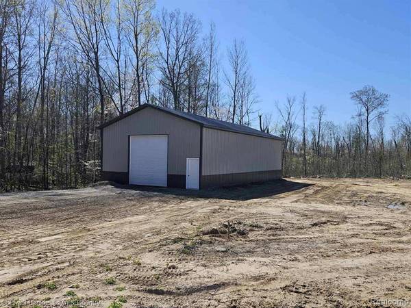 7797 Lakeside Boulevard, Plainfield Twp, MI 48739