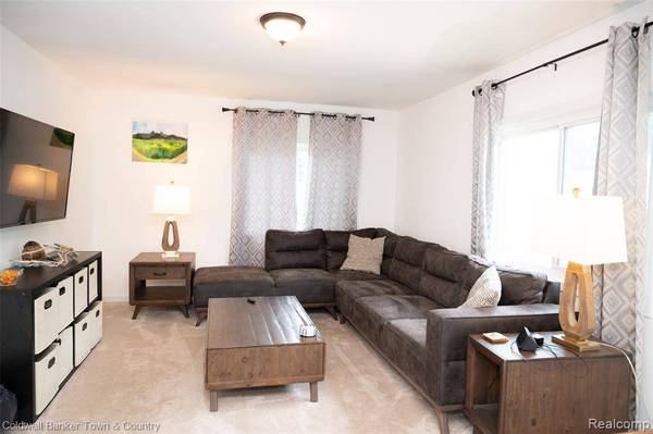 2525 Eastlawn Street, Ypsilanti, MI 48197