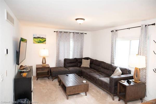 2525 Eastlawn Street, Ypsilanti, MI 48197