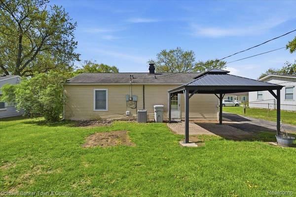 6151 Stephen, Brightoncity_livingston, MI 48116