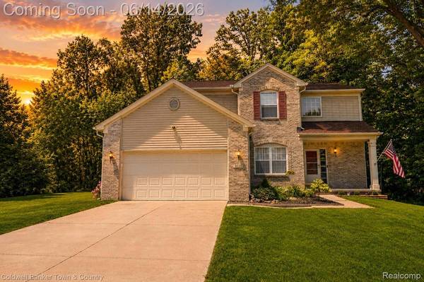 9120 Lakewood DR, Northfield Township, MI 48189