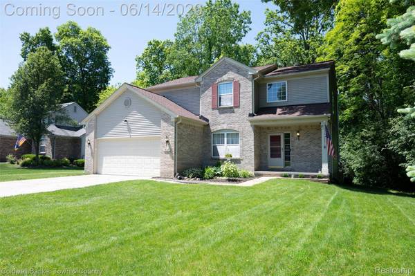 9120 Lakewood DR, Northfield Township, MI 48189