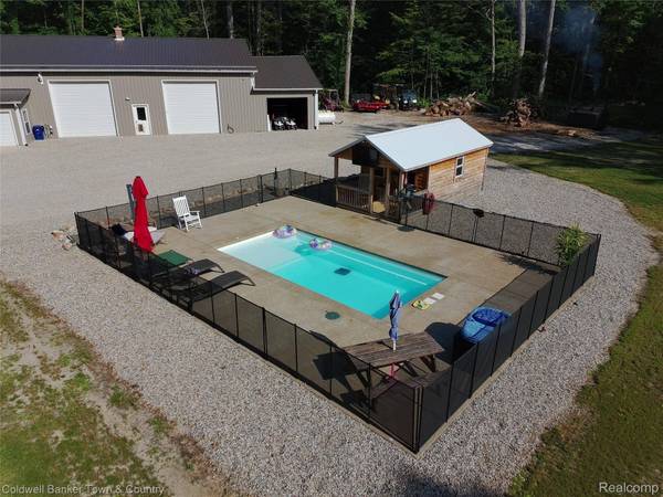 6150 Fleming RD, Cohoctah Township, MI 48836