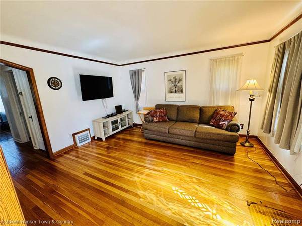 1610 Michigan Boulevard, Lincoln Park, MI 48146