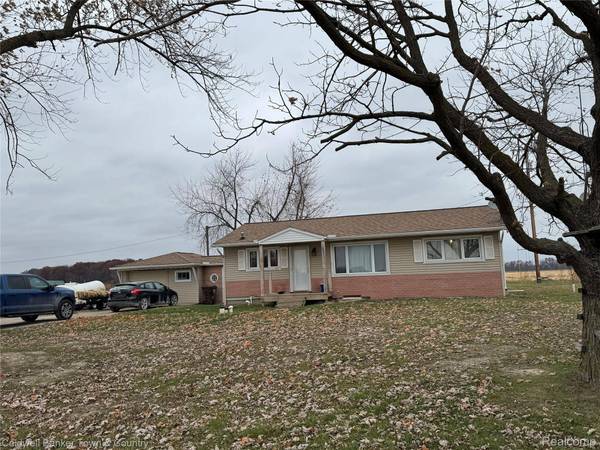 4402 Watson RD, Carleton, MI 48117