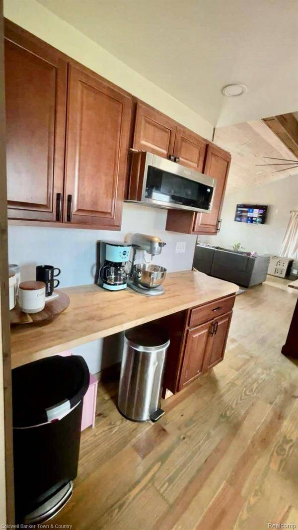 4402 Watson RD, Carleton, MI 48117