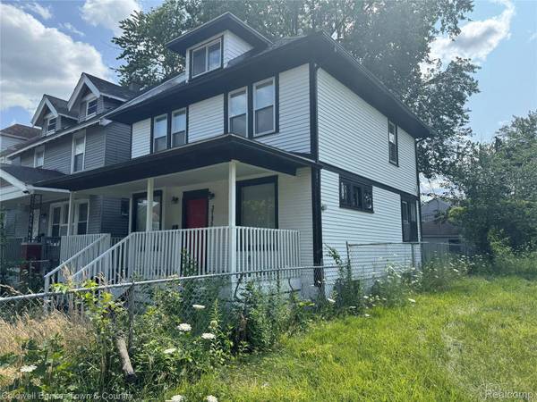 3785 Burns ST, Detroit, MI 48214