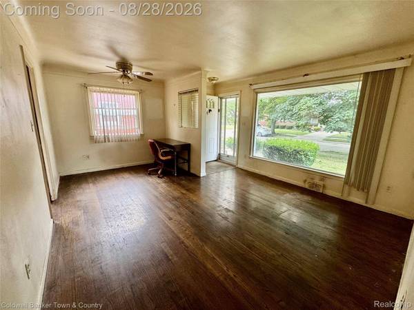16080 Hanfor AVE, Allen Park, MI 48101