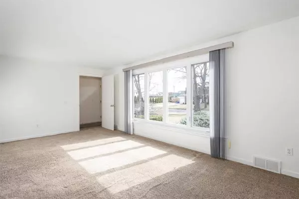 630 Kings HWY, Buffalo, NY 14226