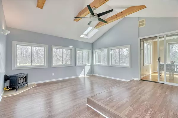 122 Bowen RD, Churchville, NY 14428