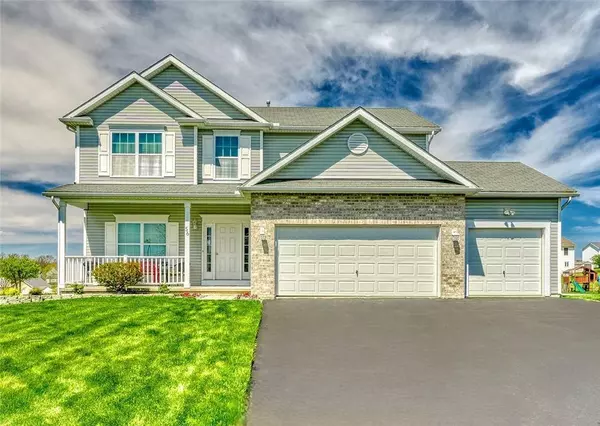 56 Haywards Heath, West Henrietta, NY 14586