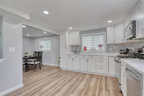 356 Wildbriar RD, Rochester, NY 14623