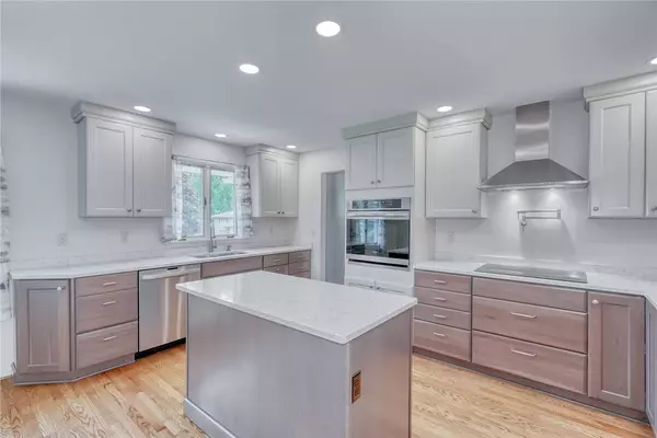 770 Van Voorhis AVE, Rochester, NY 14617