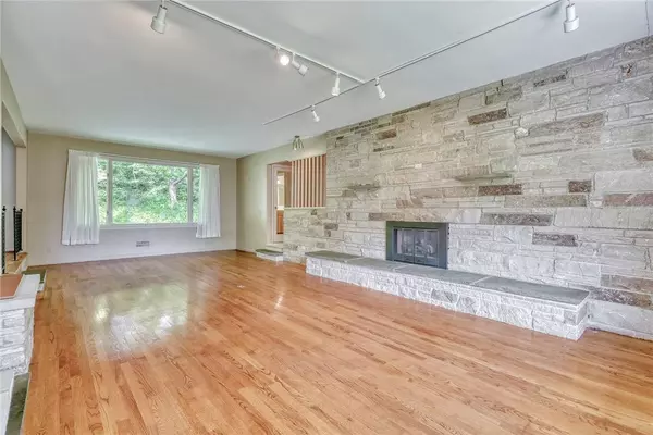 770 Van Voorhis AVE, Rochester, NY 14617