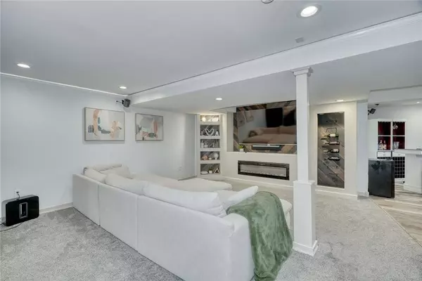 28 Blaydon Loop, West Henrietta, NY 14586