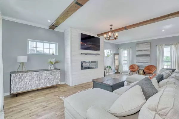 28 Blaydon Loop, West Henrietta, NY 14586