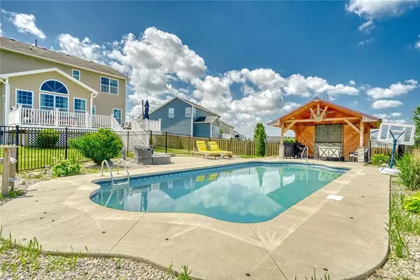 28 Blaydon Loop, West Henrietta, NY 14586