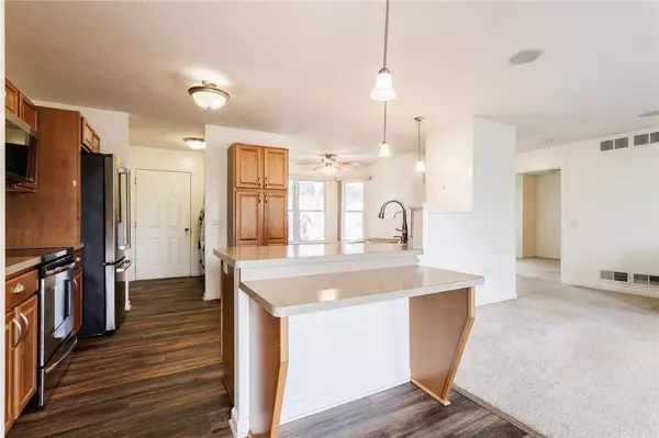 204 Westcombe PARK, West Henrietta, NY 14586