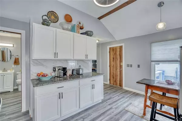 82 Richmond ST, Rochester, NY 14607