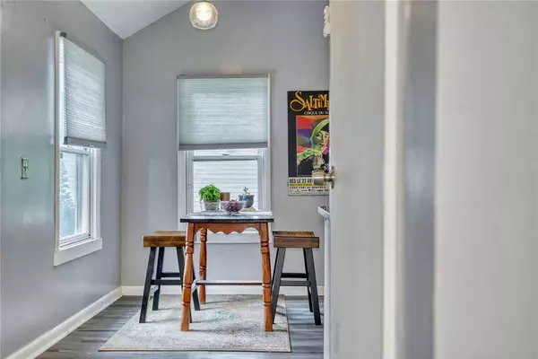 82 Richmond ST, Rochester, NY 14607