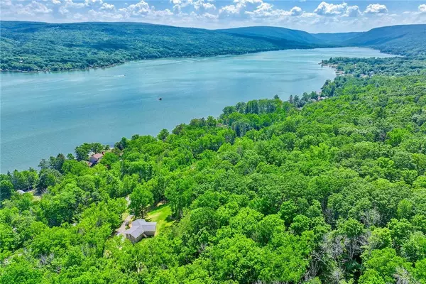 5308 Alpine DR, Honeoye, NY 14471