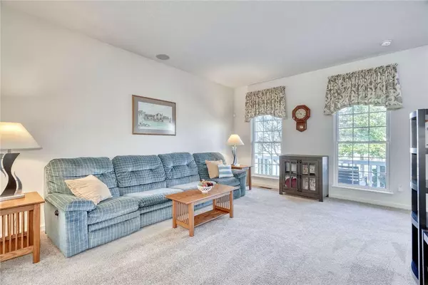 123 Harrogate XING, West Henrietta, NY 14586