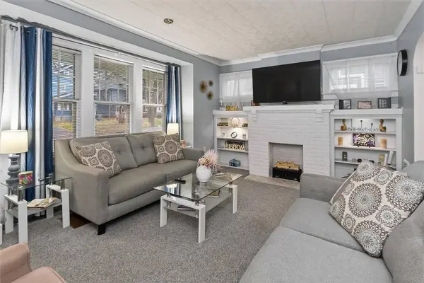 14 Burlington AVE, Rochester, NY 14619