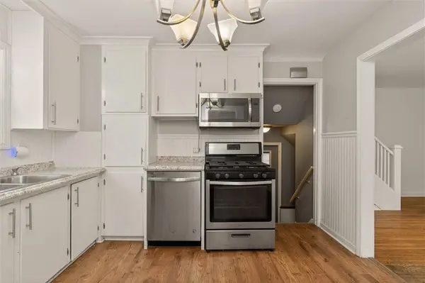 69 Chippendale RD, Rochester, NY 14616