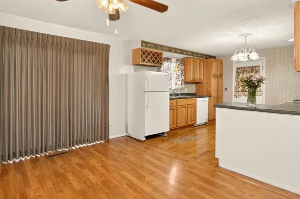 110 Colonnade DR, Rochester, NY 14623