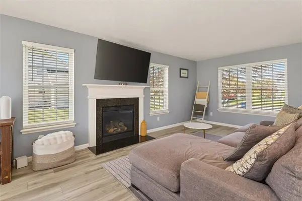 75 Westcombe PARK, West Henrietta, NY 14586