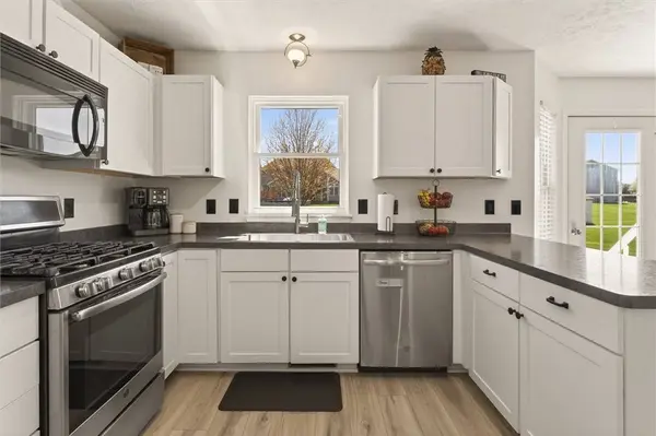 75 Westcombe PARK, West Henrietta, NY 14586