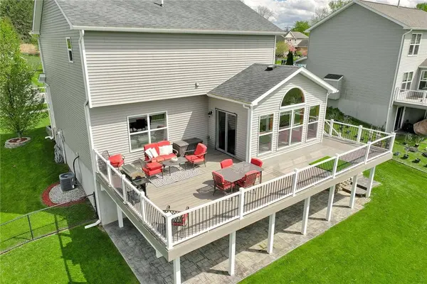 128 Southend Sq, West Henrietta, NY 14586