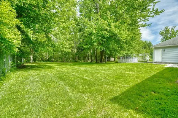 6578 Lakeside RD, Ontario, NY 14519