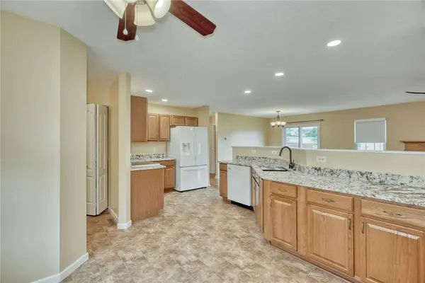 82 Harrogate XING, West Henrietta, NY 14586