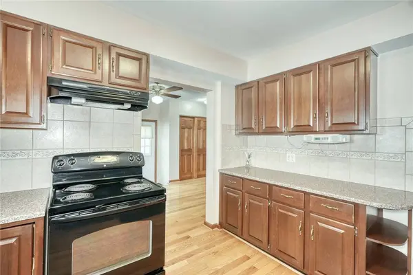 136 Hoover RD, Rochester, NY 14617