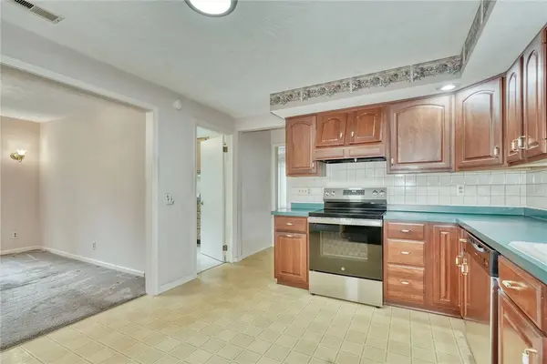 163 Delaware AVE, Rochester, NY 14623
