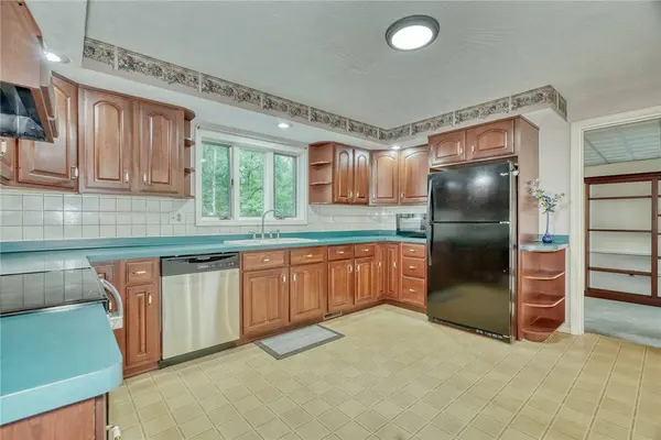 163 Delaware AVE, Rochester, NY 14623