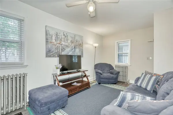 135 Doncaster RD, Rochester, NY 14623