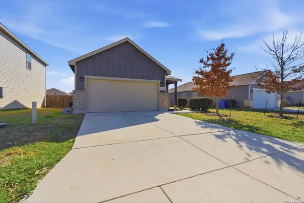 2521 Hiddenbrooke Trace, Seguin, TX 78155