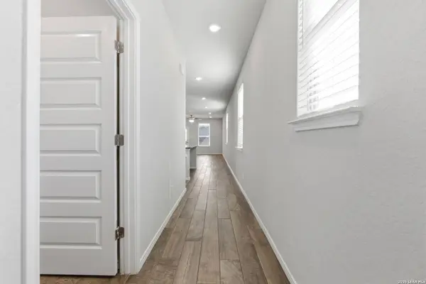 2521 Hiddenbrooke Trace, Seguin, TX 78155