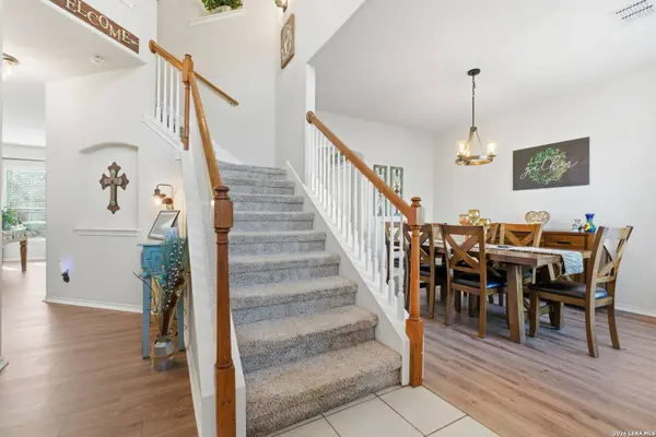 106 Lindseys Cv, San Antonio, TX 78258