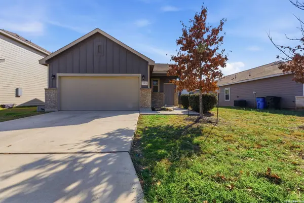 2521 Hiddenbrooke Trace, Seguin, TX 78155