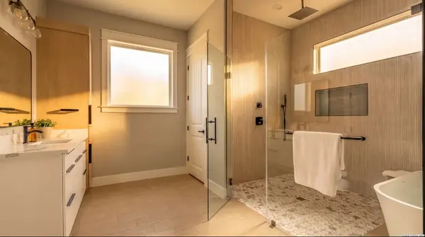 120 Pioneer, La Vernia, TX 78121