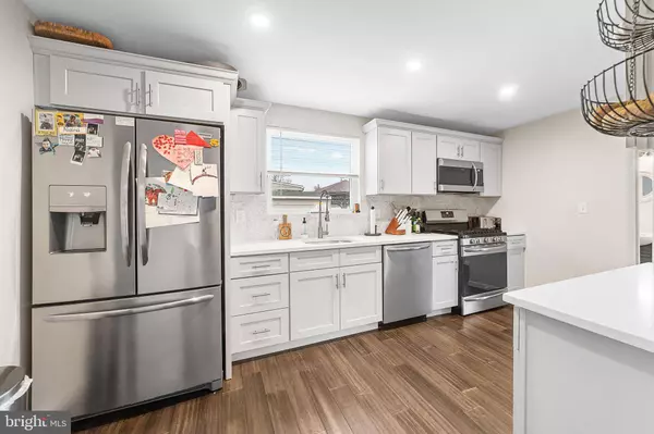 224 E 5TH ST, Florence, NJ 08518